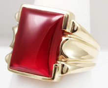 Load image into Gallery viewer, Antique 1920&#39;s Art Deco LARGE 12ct Ruby Cabochon 10k Solid Yellow Gold Men&#39;s Ring