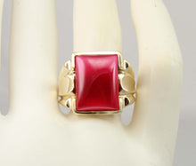 Load image into Gallery viewer, Antique 1920&#39;s Art Deco LARGE 12ct Ruby Cabochon 10k Solid Yellow Gold Men&#39;s Ring