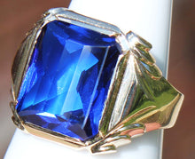 Load image into Gallery viewer, Antique 1920&#39;s Art Deco LARGE 9ct RARE Barrel Cut Blue Spinel 10k Solid Yellow Gold Men&#39;s Ring