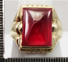 Load image into Gallery viewer, Antique 1920&#39;s Art Deco LARGE 12ct Ruby Cabochon 10k Solid Yellow Gold Men&#39;s Ring