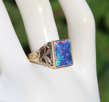 Load image into Gallery viewer, Antique 1920's Art Deco RARE COLOR SHIFT BRIGHT RAINBOW Natural Opal 10k Solid Yellow Gold Mens Ring