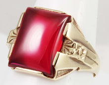 Load image into Gallery viewer, Antique 1920&#39;s Art Deco LARGE 12ct Ruby Cabochon 10k Solid Yellow Gold Men&#39;s Ring