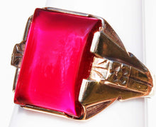 Load image into Gallery viewer, Antique 1920&#39;s Art Deco LARGE 12ct Ruby Cabochon 10k Solid Yellow Gold Men&#39;s Ring