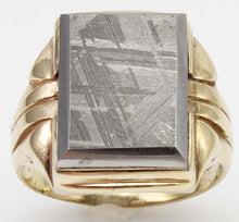 Load image into Gallery viewer, Vintage SIGNED House of Krause 1940&#39;s LARGE Natural Meteorite Cabochon 10k Solid Gold Men&#39;s Ring