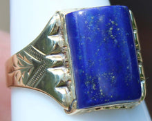 Load image into Gallery viewer, Antique 1920's Art Deco Genuine Lapis Lazuli 10k Solid Yellow Gold Men's Ring