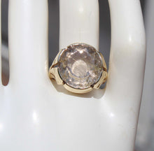 Load image into Gallery viewer, Antique 1920s Art Deco Large 12ct Natural Golden Rutilated Faceted Quartz 10k Solid Gold Men&#39;s Ring