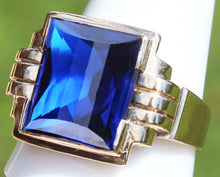 Load image into Gallery viewer, Antique 1920&#39;s Art Deco LARGE 9ct RARE Barrel Cut Blue Spinel 10k Solid Yellow Gold Men&#39;s Ring