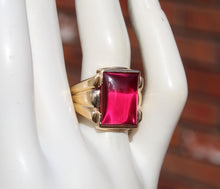 Load image into Gallery viewer, Antique 1920&#39;s Art Deco LARGE 12ct Ruby 10k Solid Yellow Gold Men&#39;s Ring