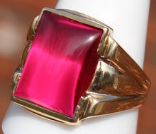 Load image into Gallery viewer, Antique 1920&#39;s Art Deco LARGE 12ct Ruby 10k Solid Yellow Gold Men&#39;s Ring