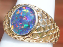 Load image into Gallery viewer, Vintage 1940&#39;s BRIGHT RAINBOW RARE Black Natural Opal 10k Solid Yellow Gold Men&#39;s Ring