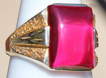 Load image into Gallery viewer, Vintage 1940&#39;s LARGE 12ct Ruby 10k Solid Yellow Gold Men&#39;s Ring