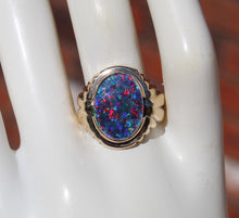 Load image into Gallery viewer, Antique 1920&#39;s Art Deco LARGE RAINBOW RARE Black Natural Opal Handwrought 10k Solid Gold Men&#39;s Ring