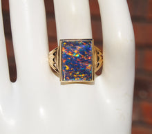 Load image into Gallery viewer, Antique 1920&#39;s Art Deco LARGE TRUE RAINBOW RARE Black Natural Opal 10k Solid Yellow Gold Men&#39;s Ring