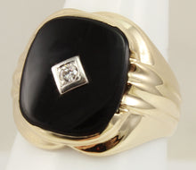 Load image into Gallery viewer, Vintage 1940&#39;s Natural &amp; Genuine Antique European Cut Diamond &amp; Onyx 10k Solid Gold Men&#39;s Ring