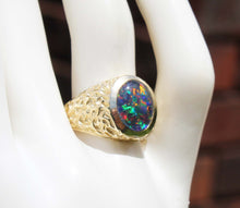 Load image into Gallery viewer, Vintage 1940&#39;s BRIGHT RAINBOW RARE Black Natural Oval Opal 10k Solid Yellow Gold Men&#39;s Ring