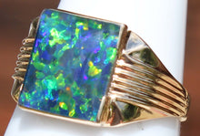 Load image into Gallery viewer, Vintage 1940&#39;s SIGNED GREEN/BLUE/PURPLE RARE Black Natural Opal 10k Solid Yellow Gold Men&#39;s Ring