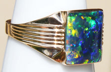 Load image into Gallery viewer, Vintage 1940&#39;s SIGNED GREEN/BLUE/PURPLE RARE Black Natural Opal 10k Solid Yellow Gold Men&#39;s Ring