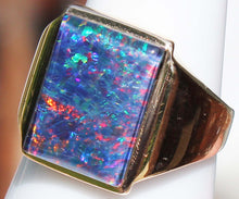 Load image into Gallery viewer, HEAVY Vintage 1940&#39;s LARGE BRIGHT RAINBOW RARE Black Natural Opal 10k Solid Yellow Gold Men&#39;s Ring