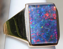 Load image into Gallery viewer, HEAVY Vintage 1940&#39;s LARGE BRIGHT RAINBOW RARE Black Natural Opal 10k Solid Yellow Gold Men&#39;s Ring