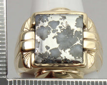 Load image into Gallery viewer, Antique 1920&#39;s Art Deco VERY RARE Natural Silver Ore in Quartz 10k Solid Yellow Gold Men&#39;s Ring