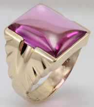 Load image into Gallery viewer, Antique 1920&#39;s Art Deco LARGE 12ct Fuchsia Sapphire 10k Solid Yellow Gold Men&#39;s Ring