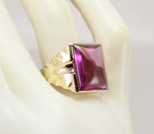 Load image into Gallery viewer, Antique 1920&#39;s Art Deco LARGE 12ct Fuchsia Sapphire 10k Solid Yellow Gold Men&#39;s Ring