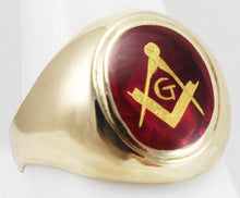 Load image into Gallery viewer, Vintage 1950&#39;s Masonic Hand Etched 6ct Oval Ruby 10k Solid Yellow Gold Men&#39;s Ring